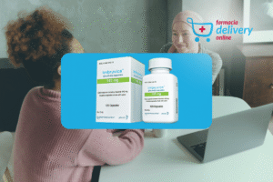 Medicamento Imbruvica com imagem de paciente com câncer ao fundo